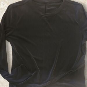 Lululemon Women's Black Long Sleeve Top